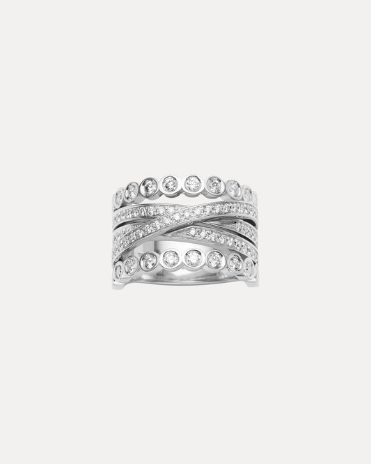 18CT DIAMOND BEBE RING