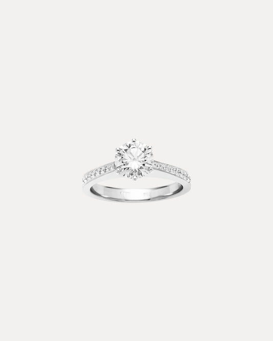 18CT DIAMOND GROSVENOR RING