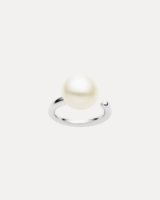 9CT WHITE GOLD PEARL CARLY RING