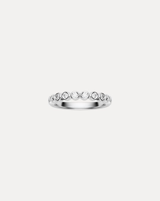 18CT WHITE GOLD DIAMOND PIMLICO BAND