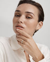 18CT BAGUETTE & ROUND BRILLIANT CUT DIAMOND ODELAY RING