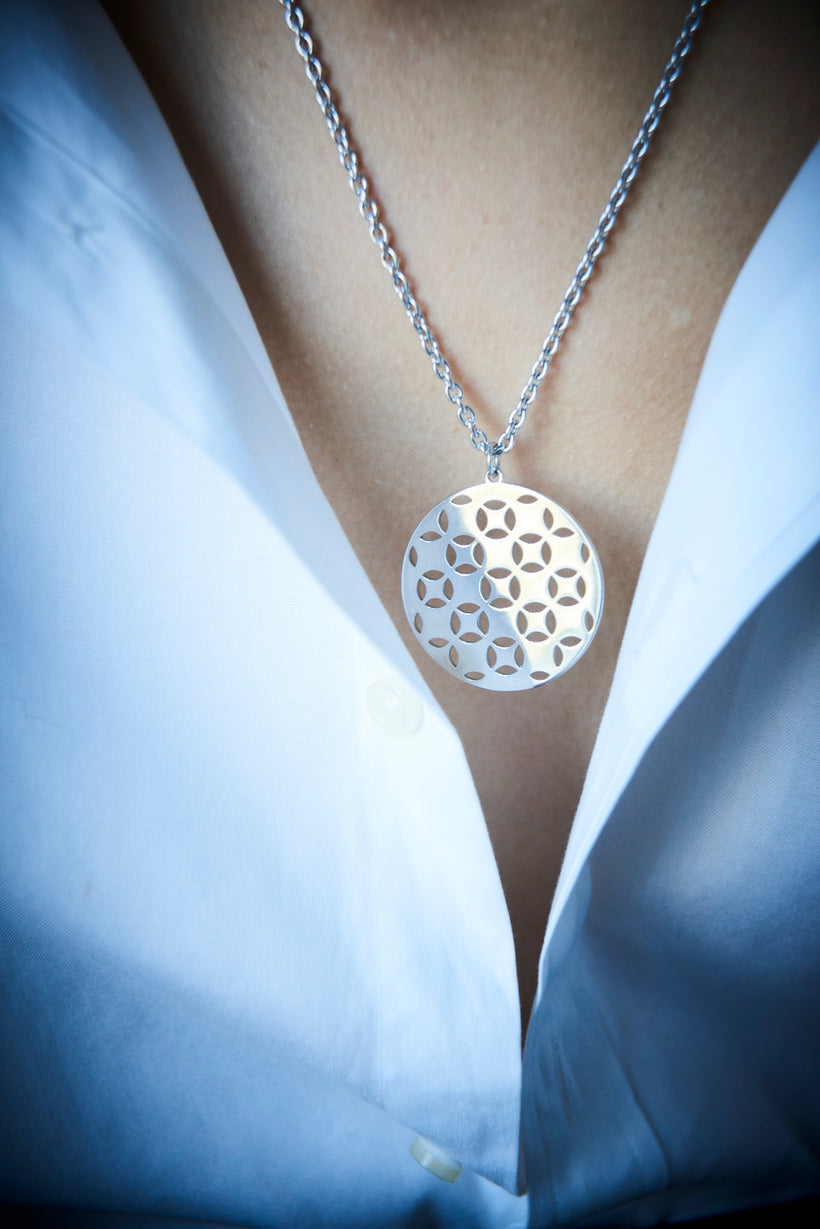 STERLING SILVER GATSBY PENDANT