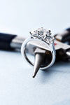 18CT WHITE GOLD DIAMOND BUCKINGHAM RING
