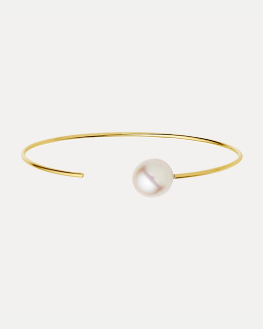 9CT PEARL CARLY BANGLE