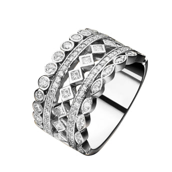 18CT DIAMOND CARNABY RING