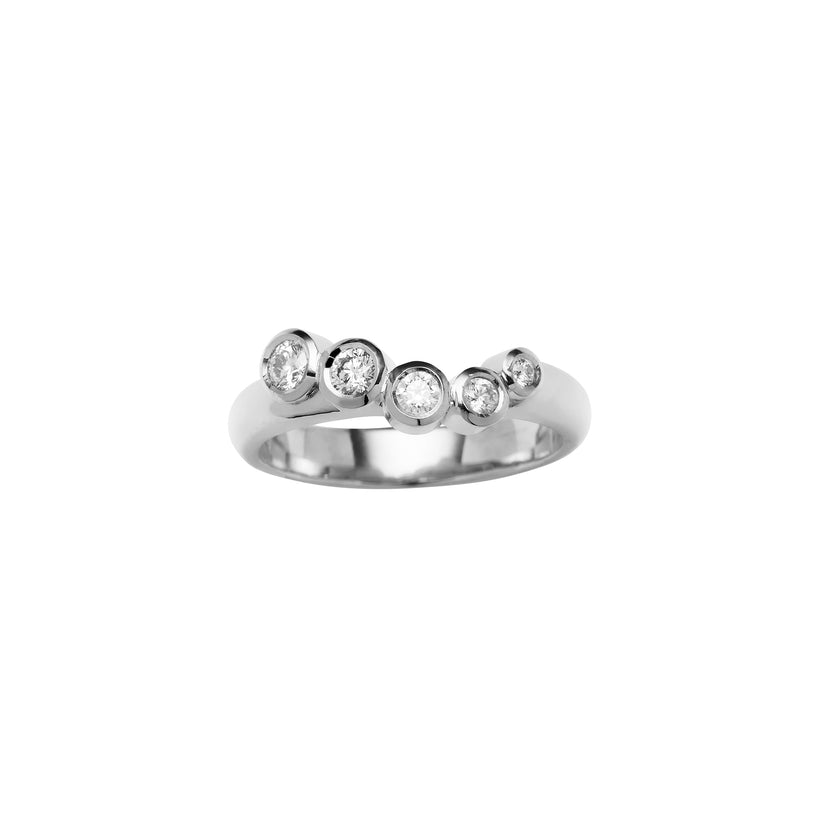 18CT WHITE GOLD DIAMOND SIGOURNEY RING