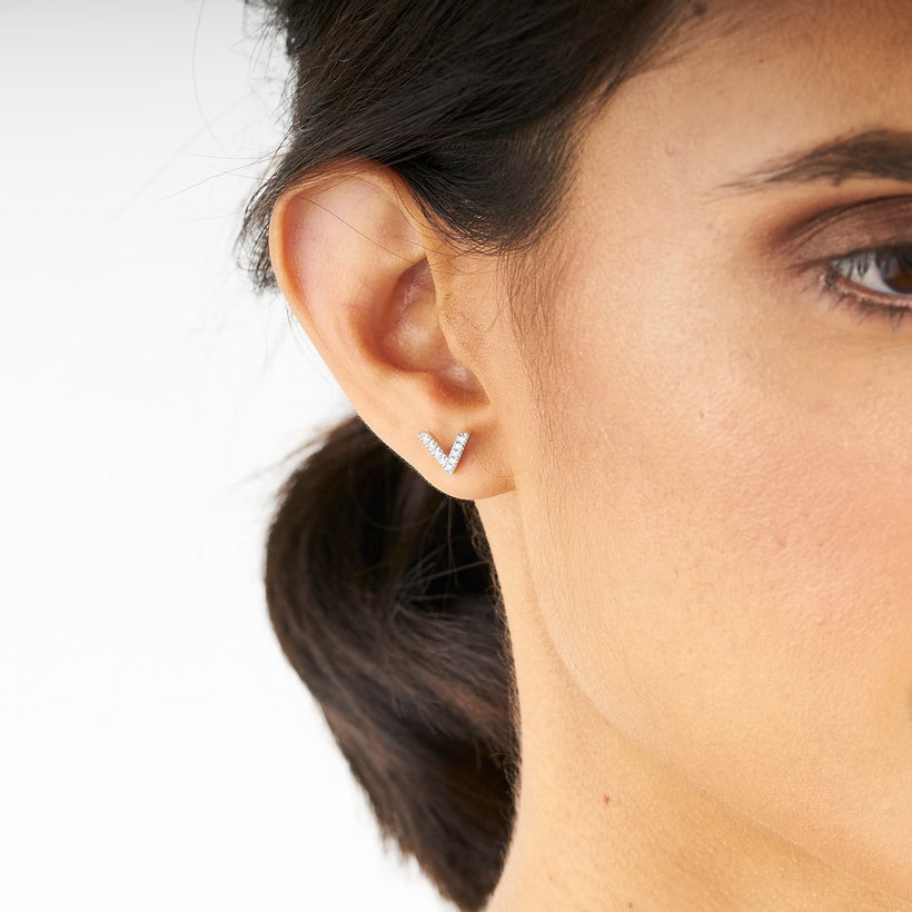 18CT VIVECKE DIAMOND STUD EARRINGS