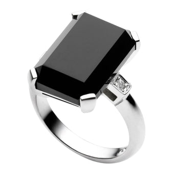 18CT ONYX & DIAMOND BROADWAY RING