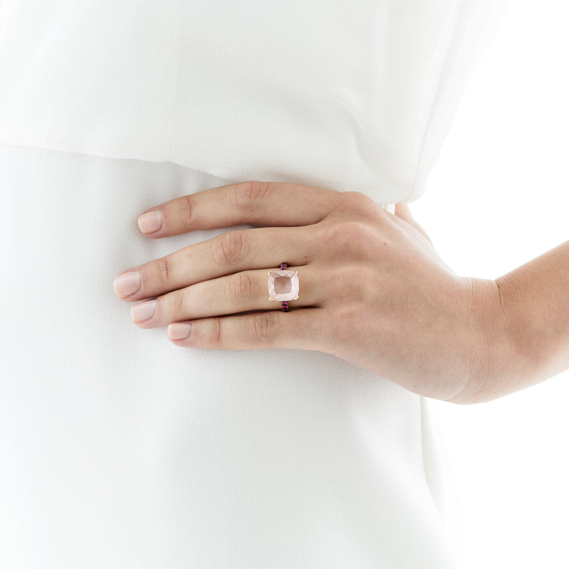 18CT ROSE QUARTZ & RUBY TIVOLI RING