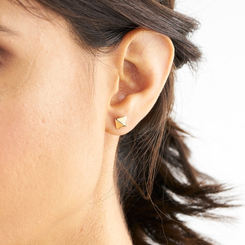 9CT PYRAMIDE STUD EARRINGS