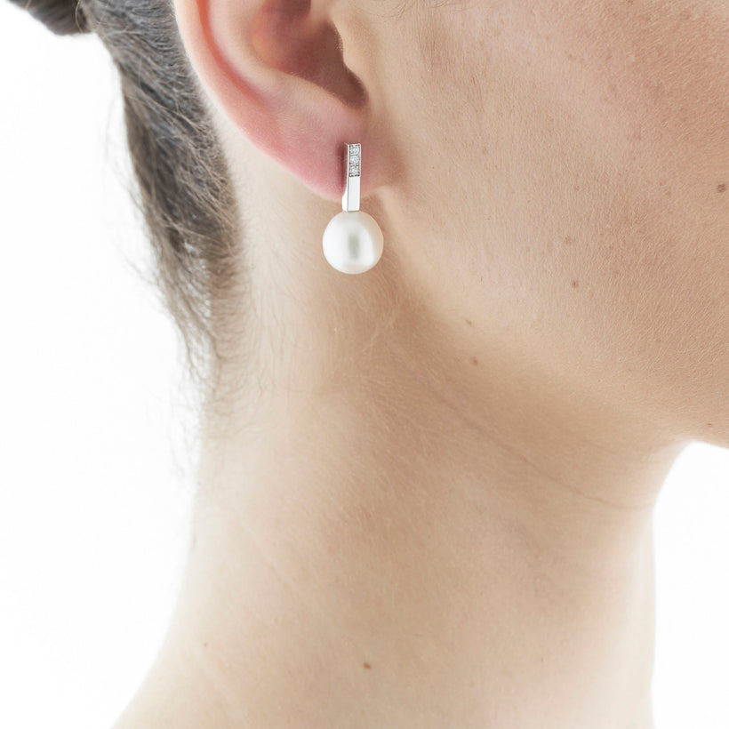 18CT WHITE GOLD SOUTH SEA PEARL & DIAMOND JUNO EARRINGS