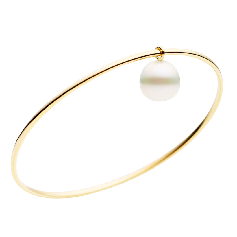 9CT SOUTH SEA PEARL CHARM BANGLE