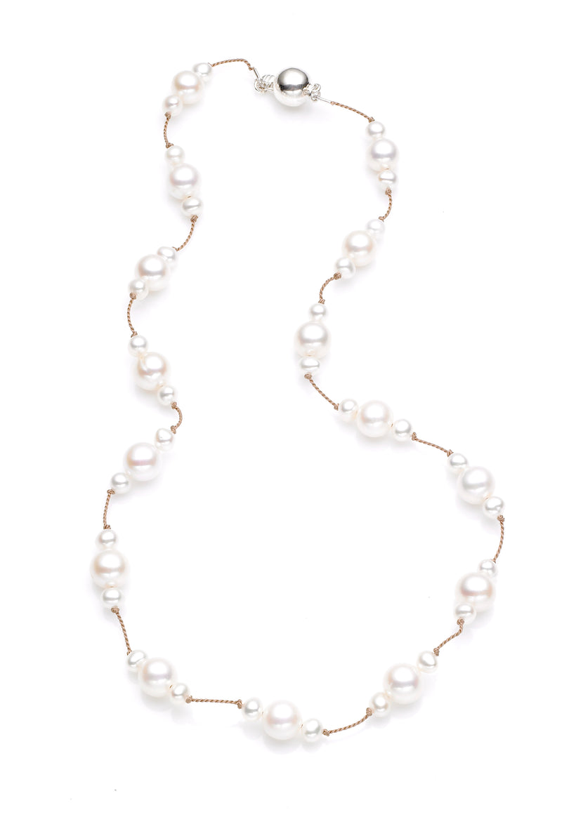 Fashionable Tin Cup Pearl Necklace.